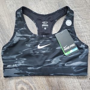 Nike Pro sports bra